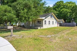 3902 Walnut Street photo 4