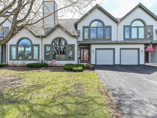 S75W17663 Harbor CIRCLE, Unit D, Muskego, WI 53150