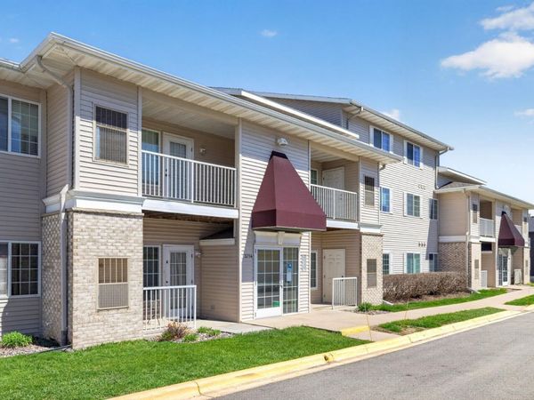 3714 9th Street NW, Unit B, Rochester, MN 55901