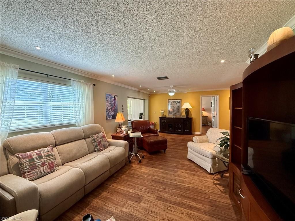 7079 Cedarhurst Dr, Fort Myers, FL 33919 Photo