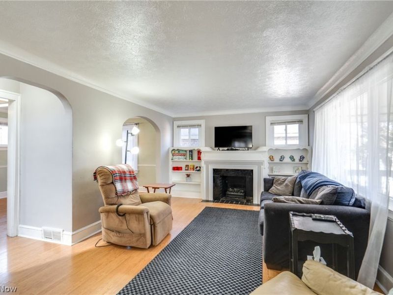 934 Packard Drive , Akron, OH 44320 Photo 5