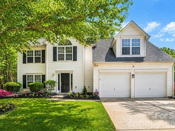 11121 Nolet Court, Charlotte, NC 28215