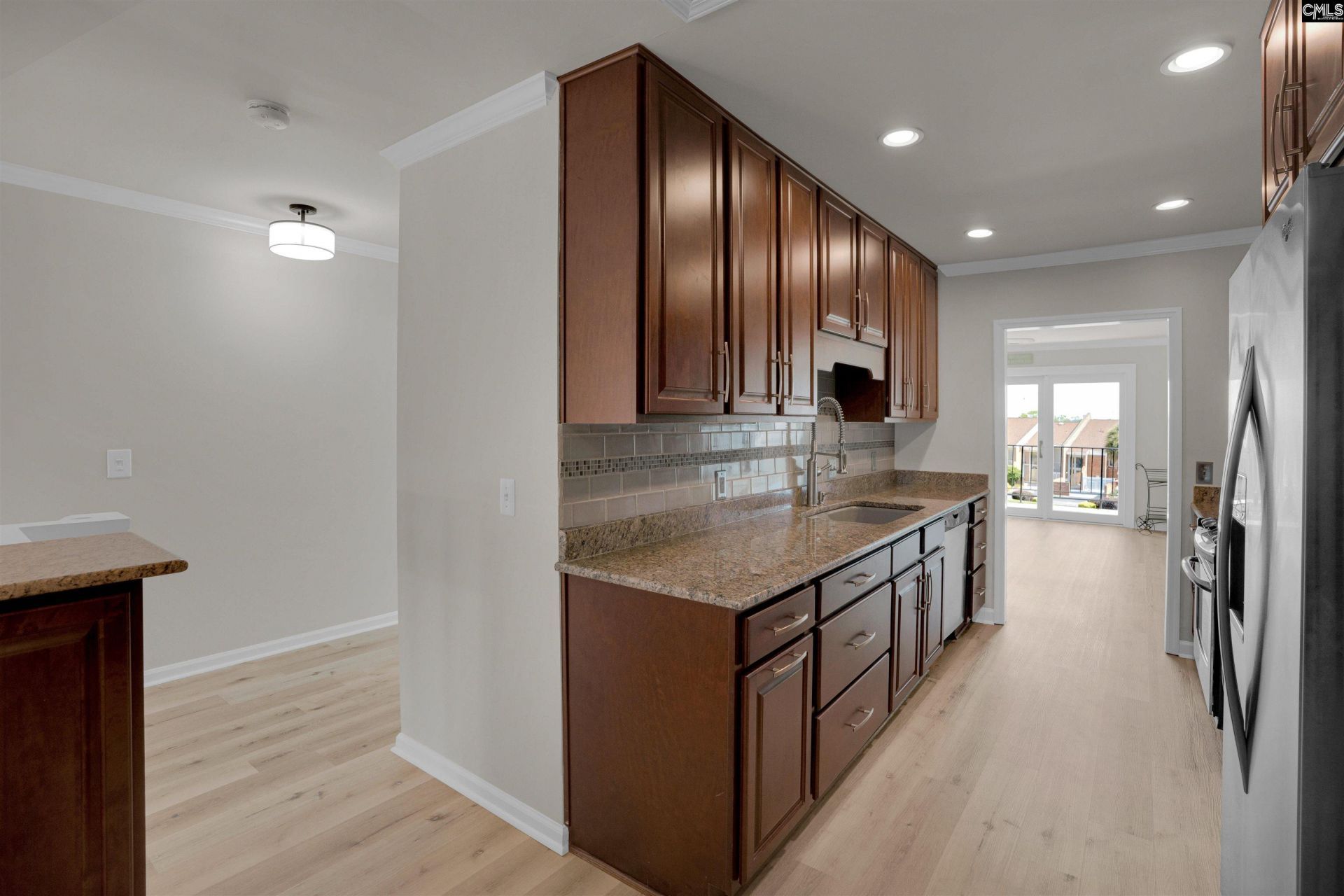 10 Low Hill Lane Photo 15