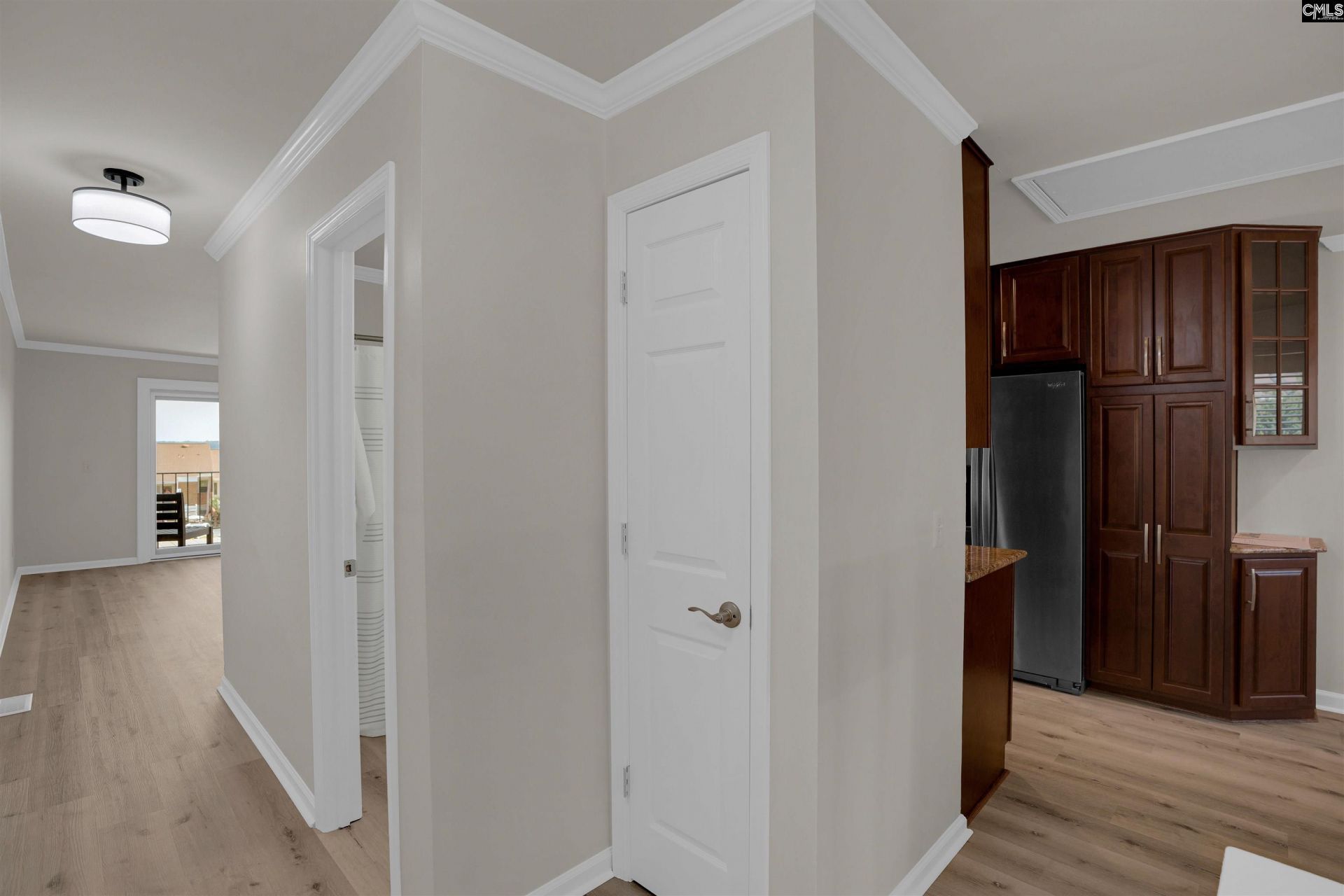 10 Low Hill Lane Photo 16