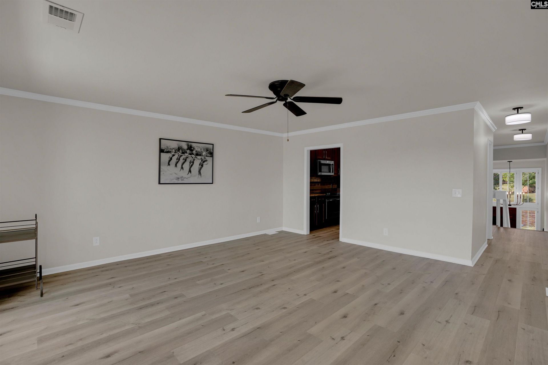 10 Low Hill Lane Photo 20