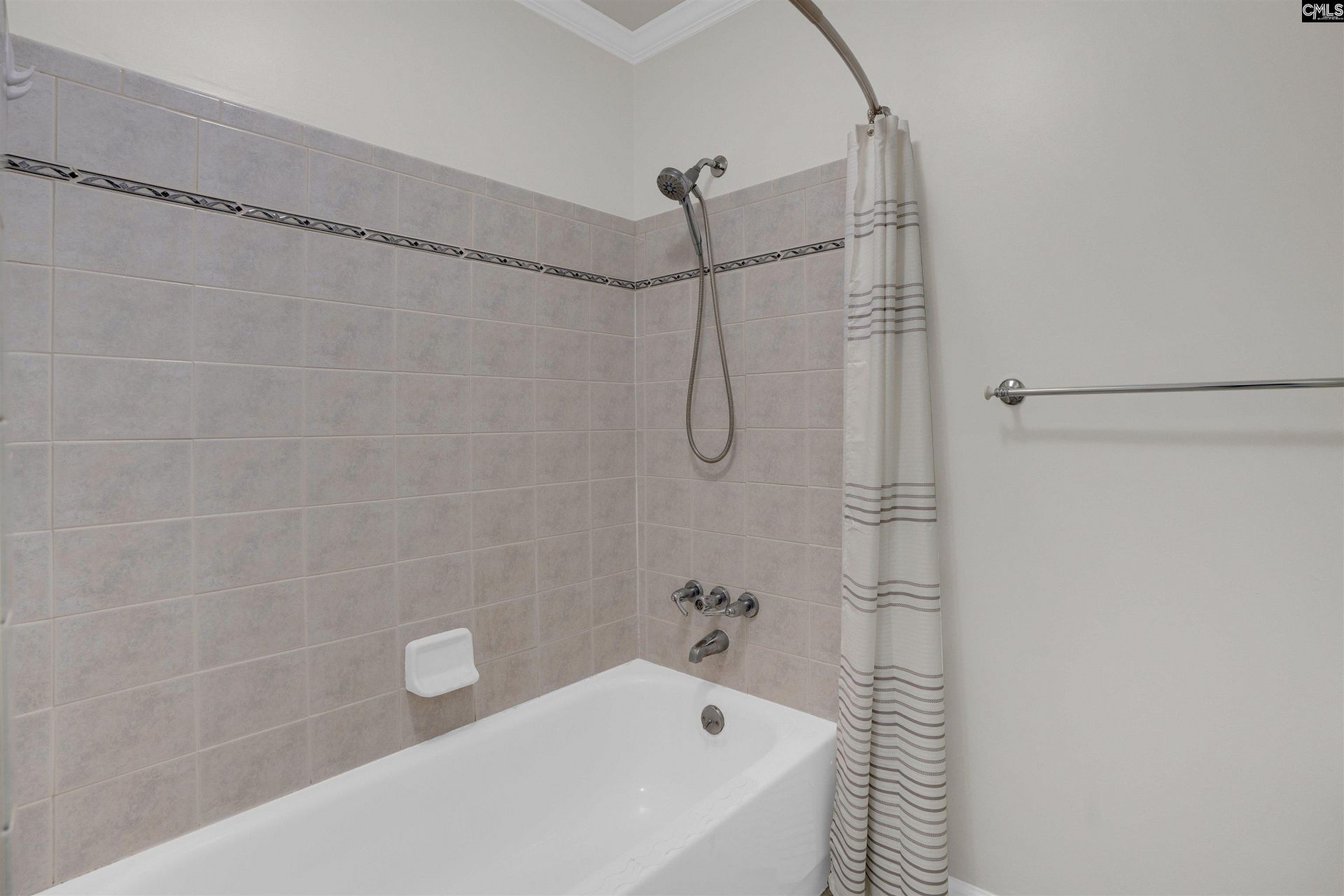 10 Low Hill Lane Photo 26