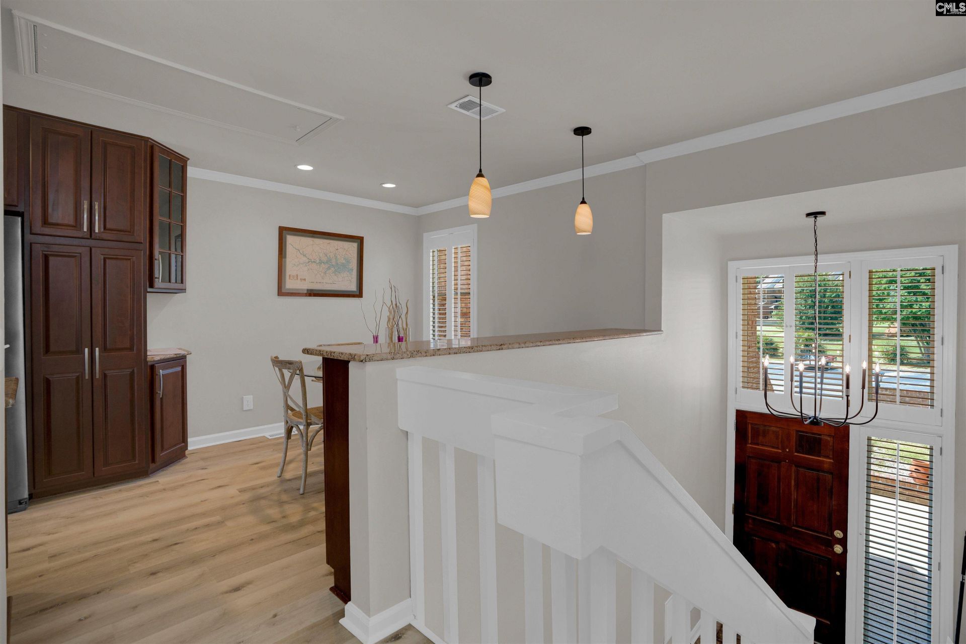 10 Low Hill Lane Photo 7