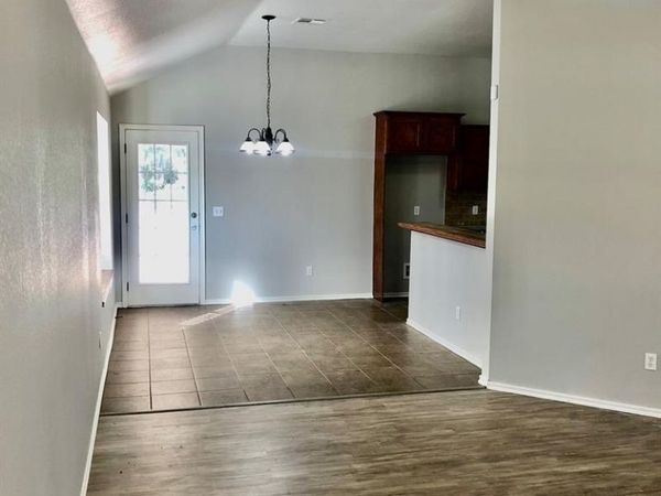 233 Spring Creek Road, Oklahoma City, OK 73117