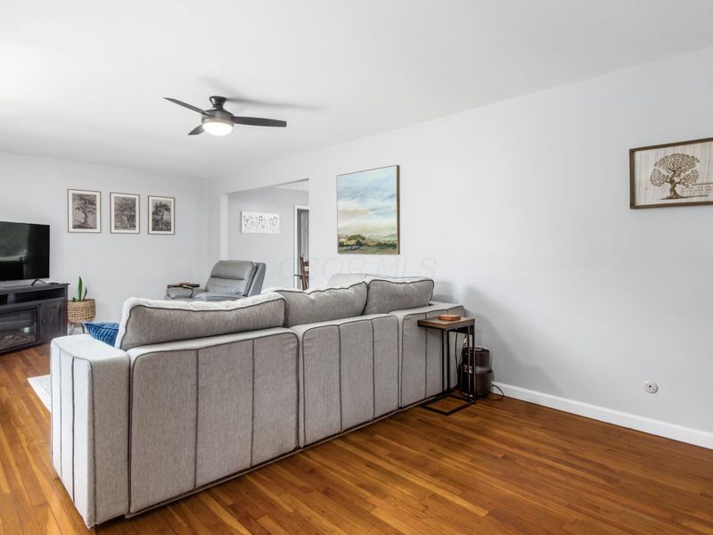 1812 Zuber Road , Grove City, OH 43123 Photo 14