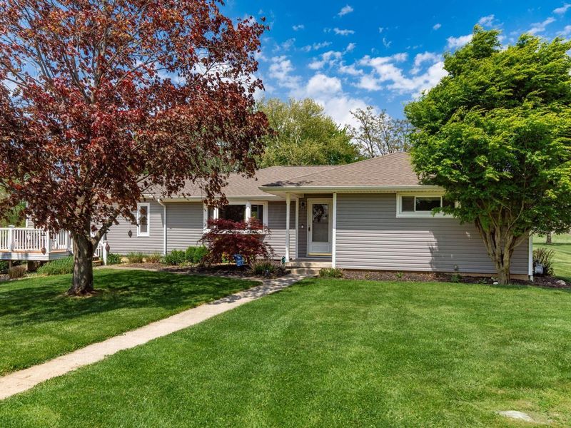 1812 Zuber Road , Grove City, OH 43123 Photo 2