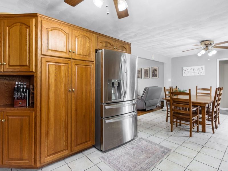 1812 Zuber Road , Grove City, OH 43123 Photo 21