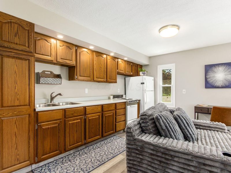 1812 Zuber Road , Grove City, OH 43123 Photo 22