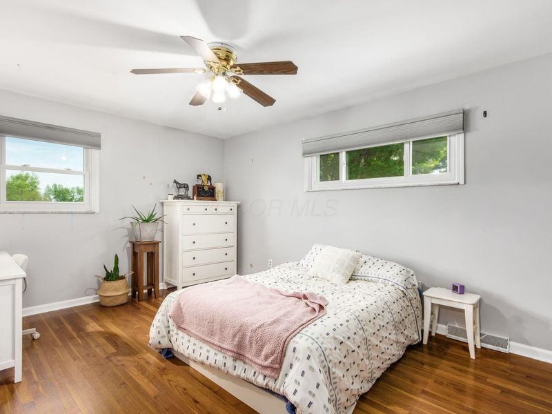 1812 Zuber Road , Grove City, OH 43123 Photo 32