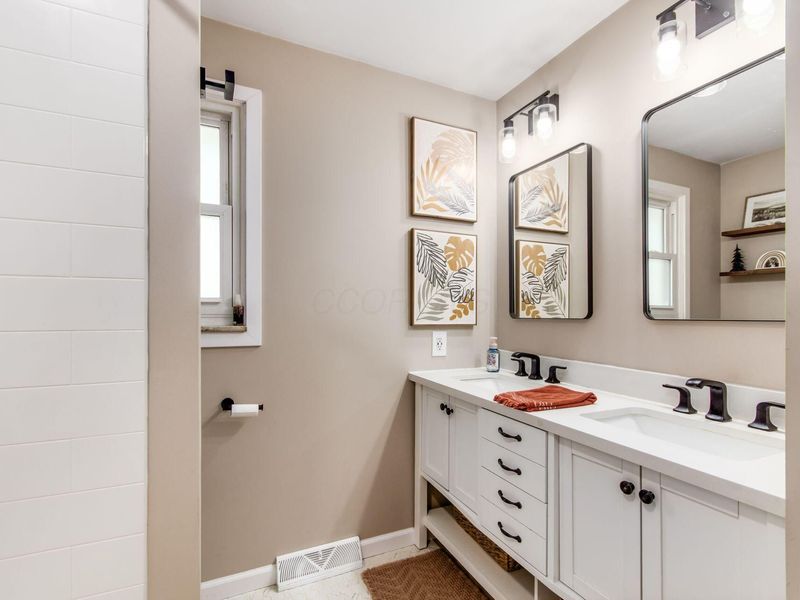 1812 Zuber Road , Grove City, OH 43123 Photo 36