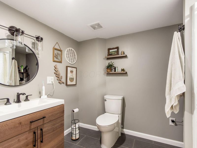 1812 Zuber Road , Grove City, OH 43123 Photo 42