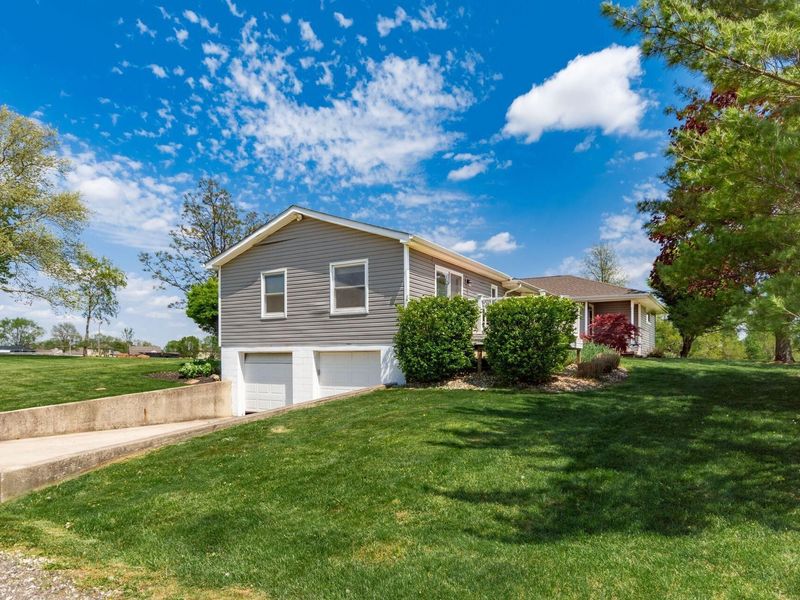 1812 Zuber Road , Grove City, OH 43123 Photo 5