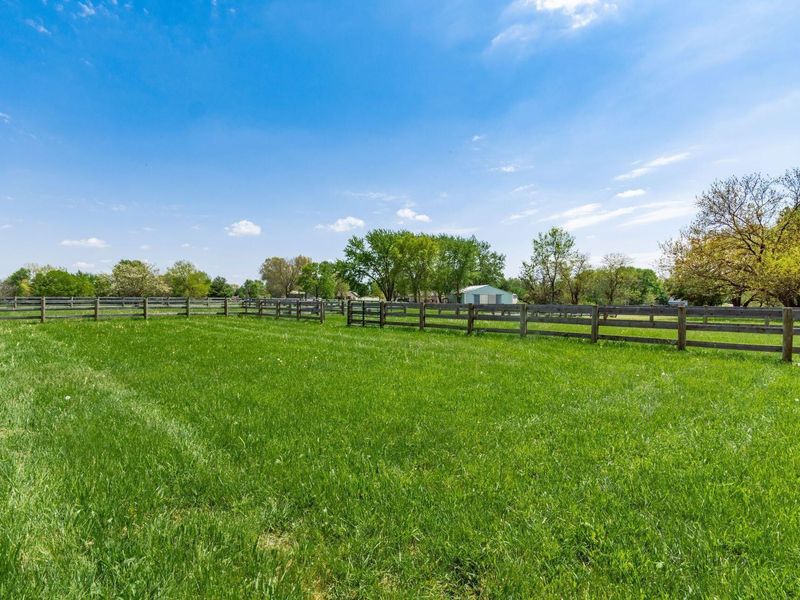 1812 Zuber Road , Grove City, OH 43123 Photo 66