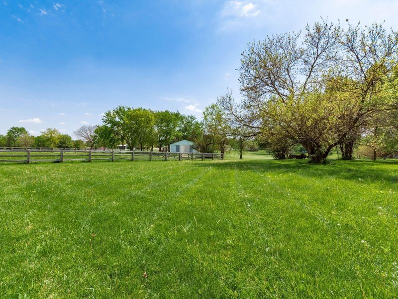 1812 Zuber Road , Grove City, OH 43123 Photo 67