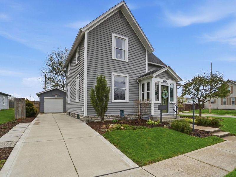 427 W Charles Street, Bucyrus, OH 44820 Photo 2