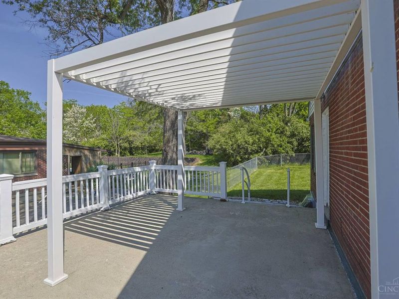 1965 Hunt Road, Cincinnati, OH 45215 Photo 31