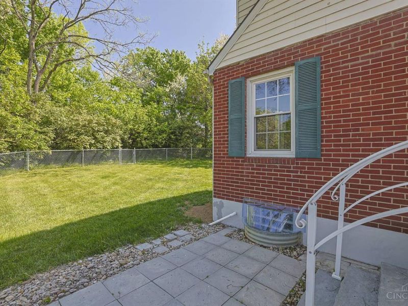 1965 Hunt Road, Cincinnati, OH 45215 Photo 37