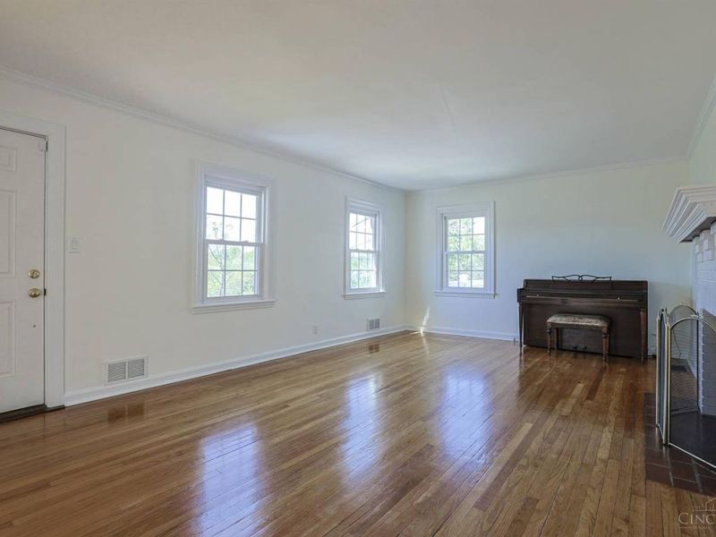 1965 Hunt Road, Reading, OH 45215 Photo 4