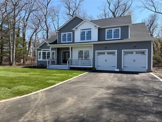 3 Lotto Court Lake Grove, NY 11755