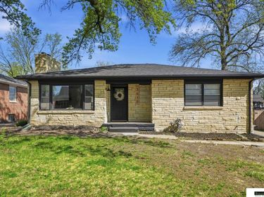 3410 L Street , Lincoln, NE 68510