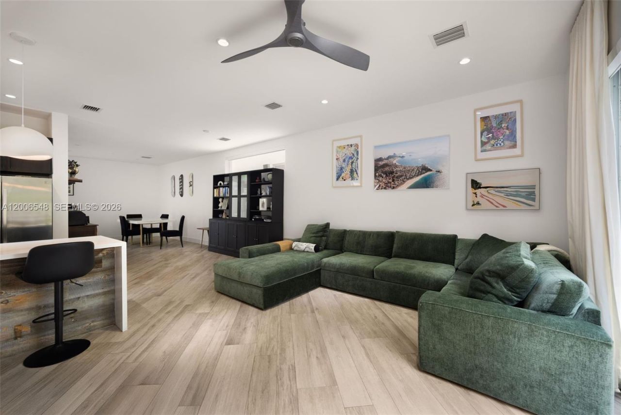 2931 SW 27th Ter , Unit 2931, Miami, FL 33133 Photo