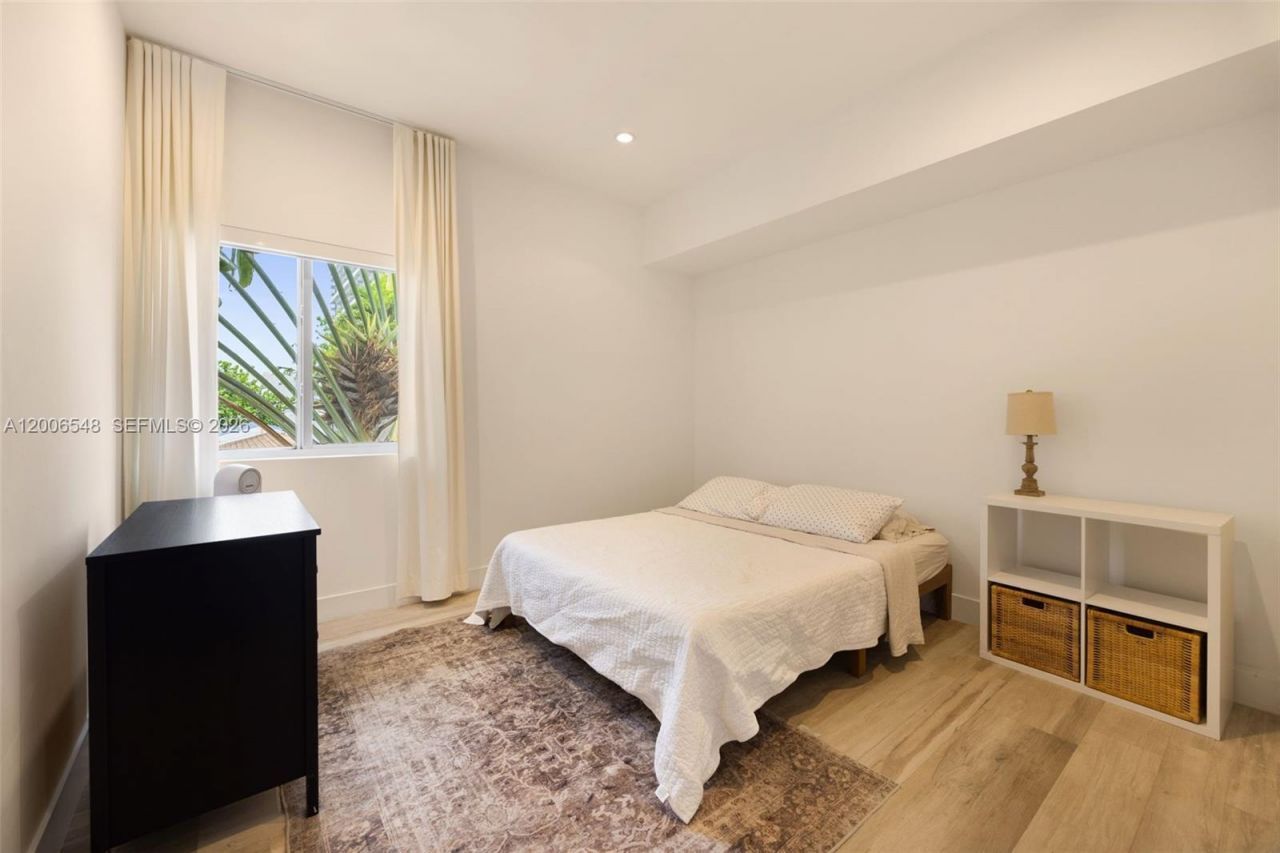 2931 SW 27th Ter , Unit 2931, Miami, FL 33133 Photo