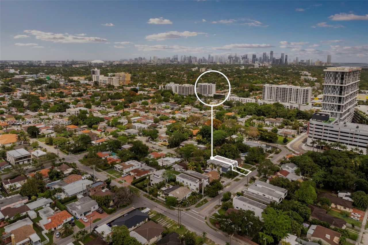 2931 SW 27th Ter , Unit 2931, Miami, FL 33133 Photo