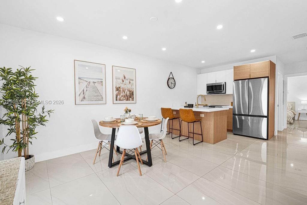 570 NW 48th St , Miami, FL 33127 Photo