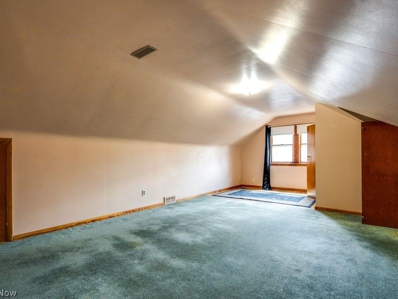 16080 Glenridge Avenue , Middleburg Heights, OH 44130 Photo 19