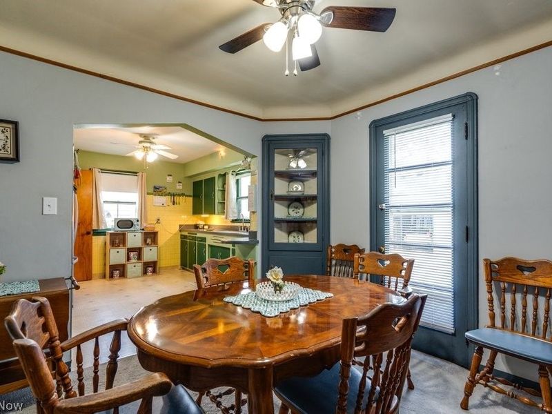 16080 Glenridge Avenue , Middleburg Heights, OH 44130 Photo 8