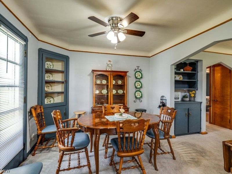 16080 Glenridge Avenue , Middleburg Heights, OH 44130 Photo 9