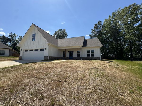 106 Maplewood Cove, New Albany, MS 38652