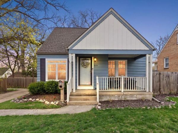876 Burke Avenue NE, Grand Rapids, MI 49503