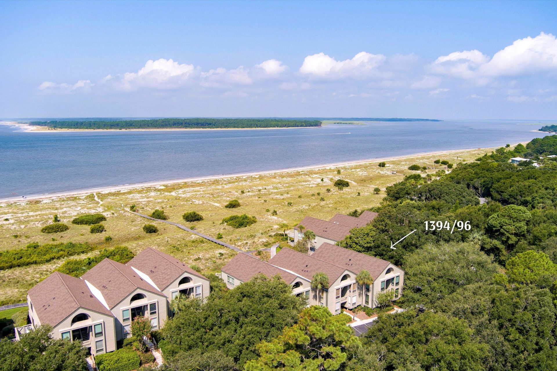 1394/96 Pelican Watch Villas Photo 51