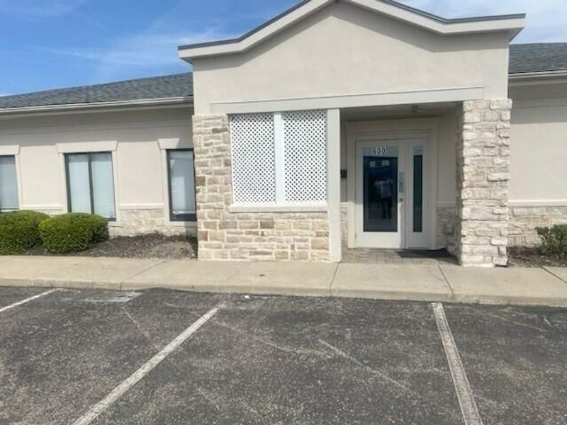 760 Lakeview Plaza Drive , Unit 600, Worthington, OH 43085 Photo 1