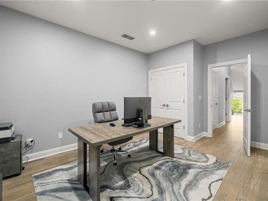Property Image 25