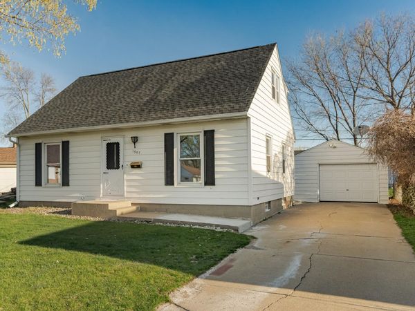 1007 11 1/2 Street SE, Rochester, MN 55904