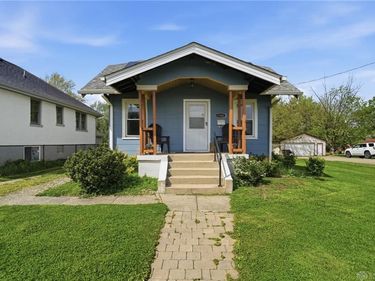 1382 W Galbraith Road, Cincinnati, OH 45231