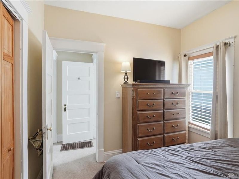 1382 W Galbraith Road, Cincinnati, OH 45231 Photo 12