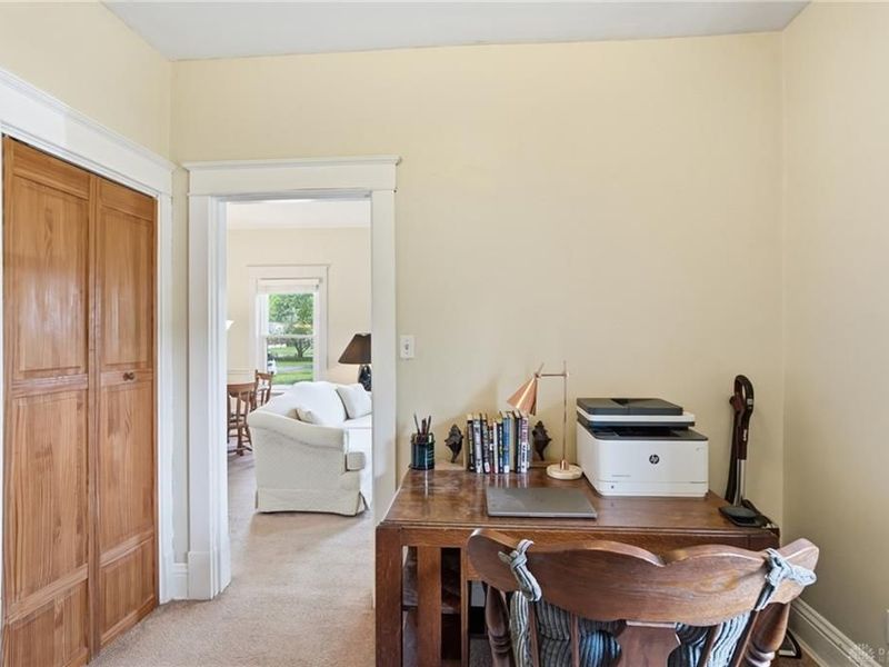 1382 W Galbraith Road, Cincinnati, OH 45231 Photo 15