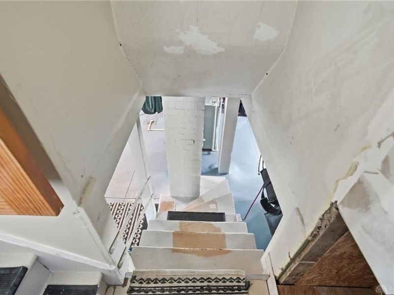 1382 W Galbraith Road, Cincinnati, OH 45231 Photo 18