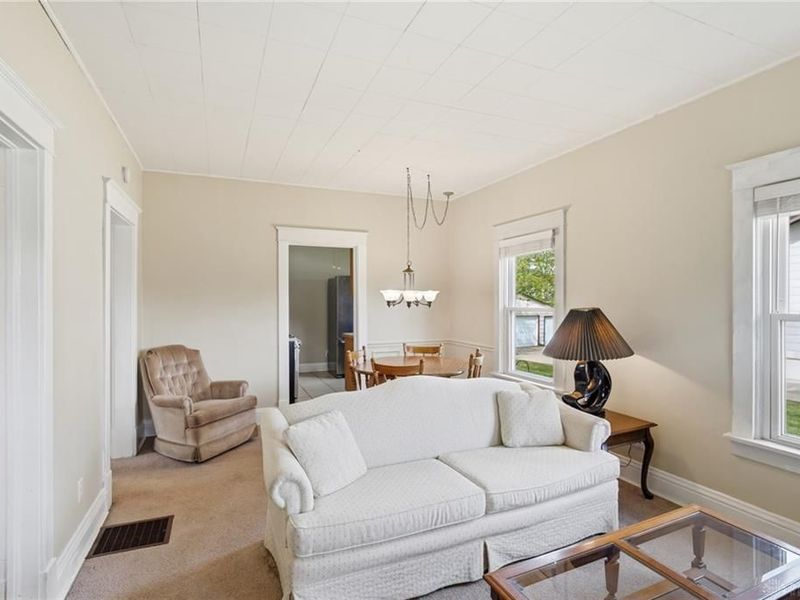 1382 W Galbraith Road, Cincinnati, OH 45231 Photo 4