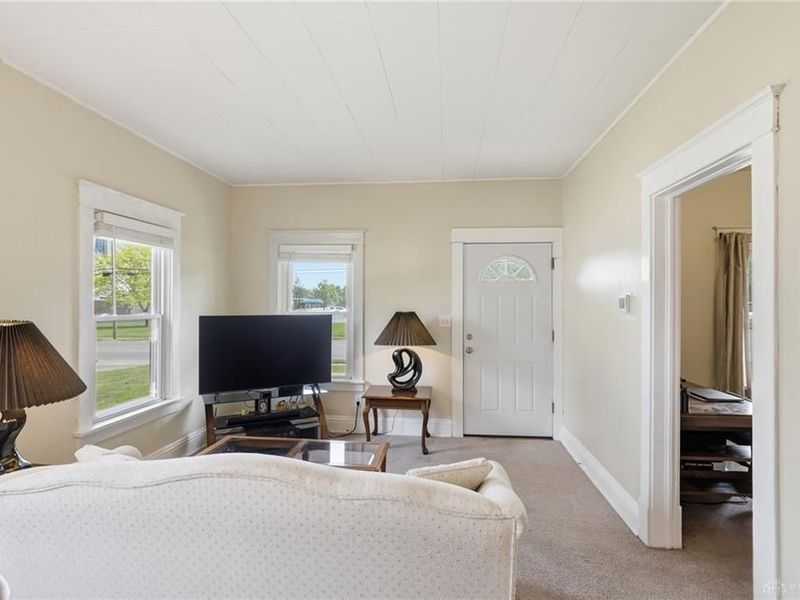 1382 W Galbraith Road, Cincinnati, OH 45231 Photo 5