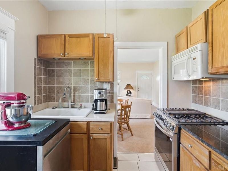 1382 W Galbraith Road, Cincinnati, OH 45231 Photo 9