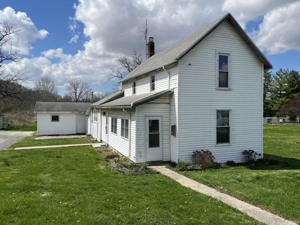 9360 S 300 E Road, Amboy, IN 46911