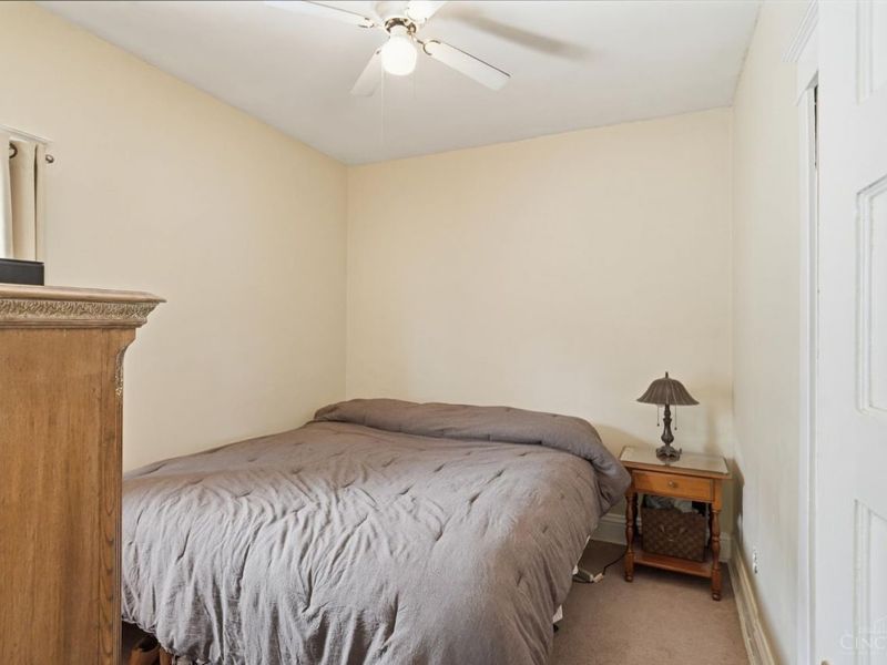 1382 W Galbraith Road, North College Hill, OH 45231 Photo 13